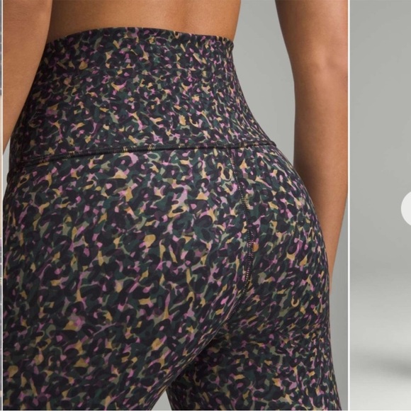 Lululemon Wunder Train High Rise Tight 28” - Picture 3 of 5